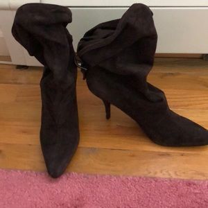 Nine West Dark Brown Suede Heeled Boots!